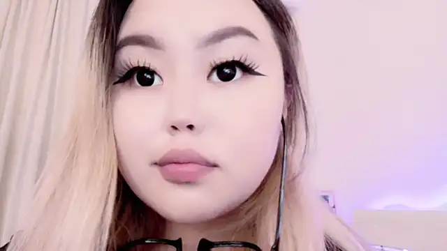 Snapshot of amelia_sunlight chatting on 09.10.25 amelia sunlight online show from 09.10.25