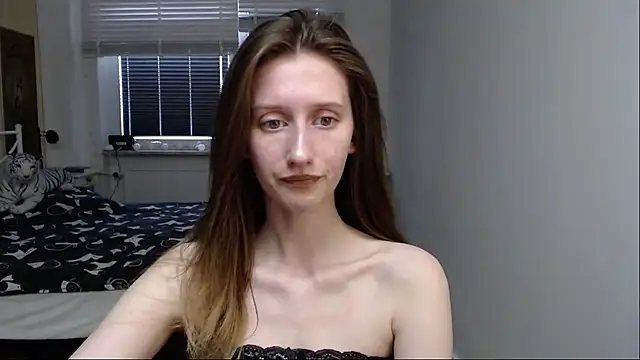 LUNA delight online show from 03.23.26