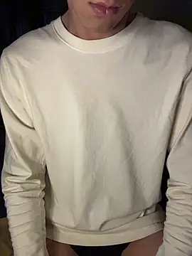 Snapshot of ADilil chatting on 03.25.26 ADilil online show from 03.25.26