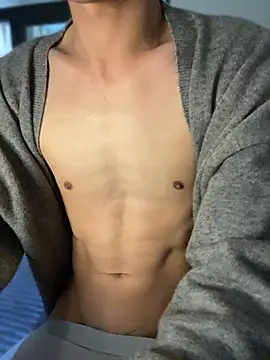 Snapshot of ADilil chatting on 04.15.26 ADilil online show from 04.15.26