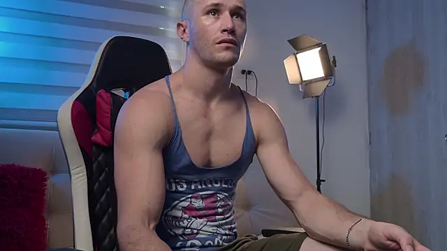 AxelFairchaild online show from 05.12.26