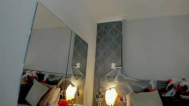 Mistyca online show from 10.30.25