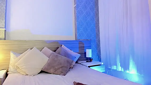 Mistyca online show from 11.04.25