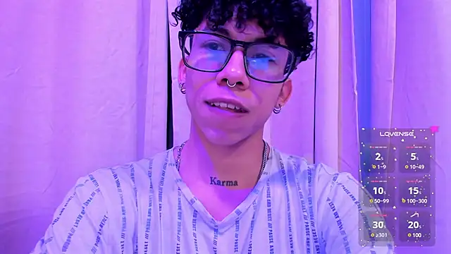 Snapshot of AkazaBoy_ chatting on 01.30.25 AkazaBoy  online show from 01.30.25