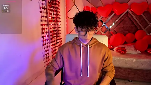 Snapshot of AkazaBoy_ chatting on 02.20.25 AkazaBoy  online show from 02.20.25