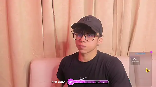 Snapshot of AkazaBoy_ chatting on 10.19.25 AkazaBoy  online show from 10.19.25