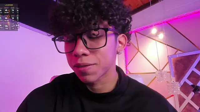 AkazaBoy  online show from 04.16.26