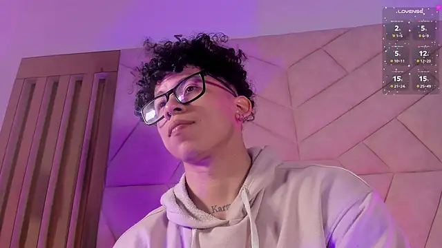 AkazaBoy  online show from 07.05.26