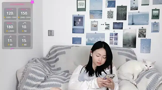 Snapshot of LiLiYbaby chatting on 12.03.24 LiLiYbaby online show from 12.03.24