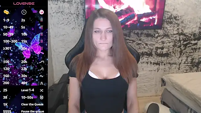 PamelaYoun online show from 11.04.25