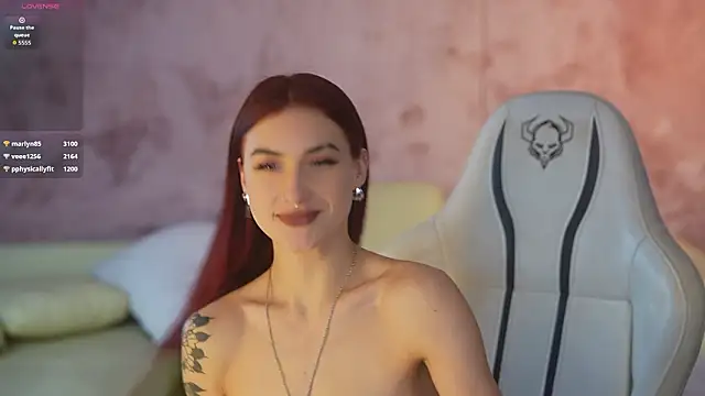 Snapshot of Magnetic_Mia_ chatting on 02.03.26 Magnetic Mia online show from 02.03.26