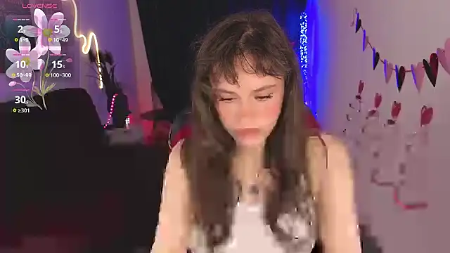 Snapshot of Emillias chatting on 04.06.26 Emillias online show from 04.06.26