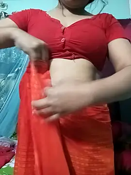 Snapshot of Sumi-roy chatting on 02.15.26 Sumi-roy online show from 02.15.26