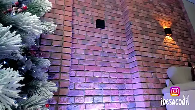 adriana allien online show from 01.05.25