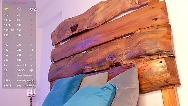 AssQueen18 online show from 02.10.25