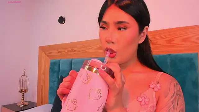 AssQueen18 online show from 09.27.25