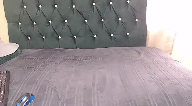 Snapshot of BeautyAuroa chatting on 01.09.25 BeautyAuroa online show from 01.09.25