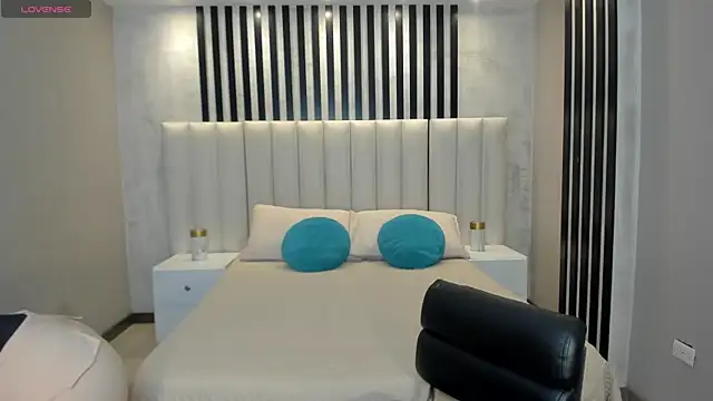 AllisonRogersX online show from 07.08.26