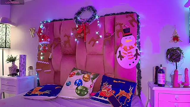 SweetBonniie online show from 11.19.25