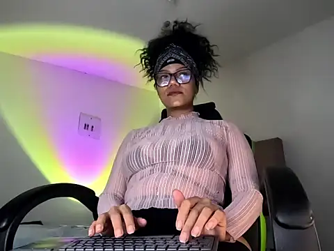 Ale xandra online show from 10.25.25