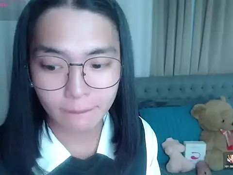 zhaviahale21 online show from 07.04.26