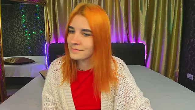  Polly Love  online show from 12.09.24