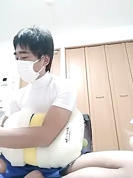 Snapshot of majak chatting on 12.27.24 majak online show from 12.27.24