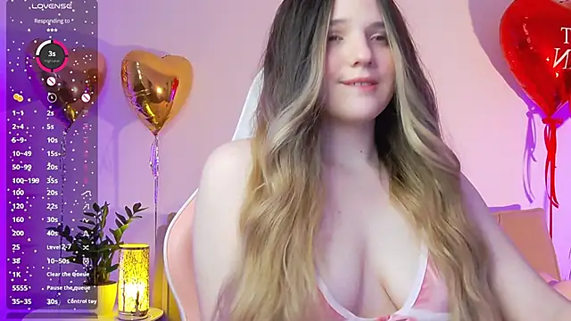 Roxieex online show from 02.14.25