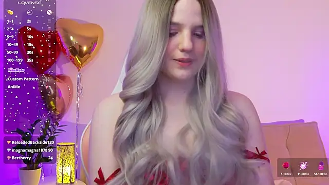Roxieex online show from 02.15.25