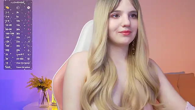 Roxieex online show from 03.07.25