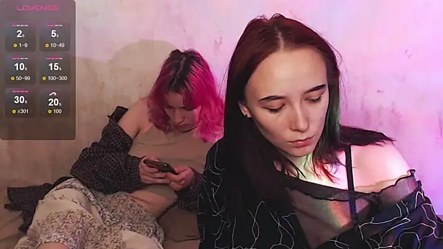 Snapshot of Robin_yourss chatting on 10.27.25 Robin yourss online show from 10.27.25