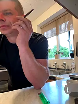 Snapshot of Dan_NFS chatting on 09.17.25 Dan NFS online show from 09.17.25