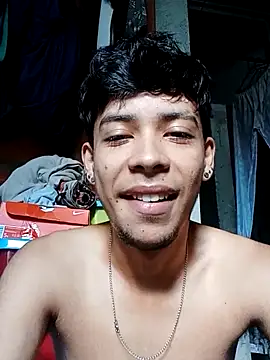 Snapshot of Elputas chatting on 09.10.25 Elputas online show from 09.10.25