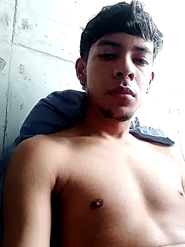 Snapshot of Elputas chatting on 09.15.25 Elputas online show from 09.15.25