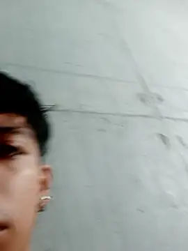 Snapshot of Elputas chatting on 09.25.25 Elputas online show from 09.25.25