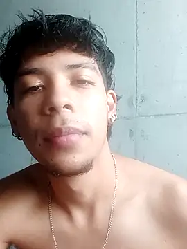 Snapshot of Elputas chatting on 09.26.25 Elputas online show from 09.26.25