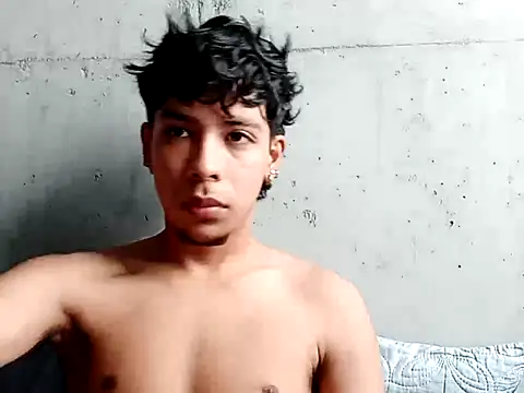 Snapshot of Elputas chatting on 09.30.25 Elputas online show from 09.30.25