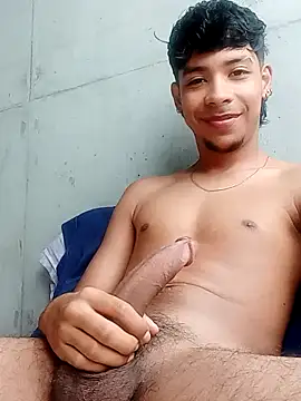 Snapshot of Elputas chatting on 10.20.25 Elputas online show from 10.20.25