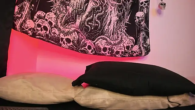 Agnes jones  online show from 04.16.26