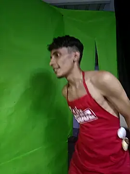 Snapshot of divinityros chatting on 09.12.25 divinityros online show from 09.12.25