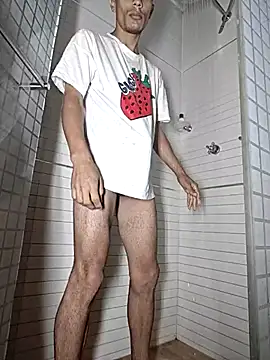 Snapshot of divinityros chatting on 09.22.25 divinityros online show from 09.22.25