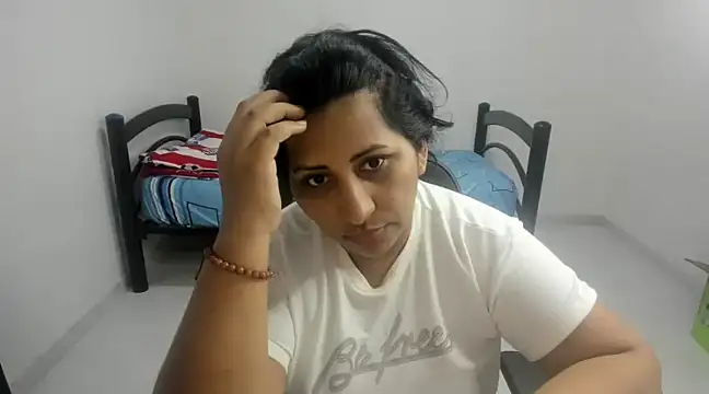 Snapshot of nikol_sexy39 chatting on 01.12.25 nikol sexy39 online show from 01.12.25