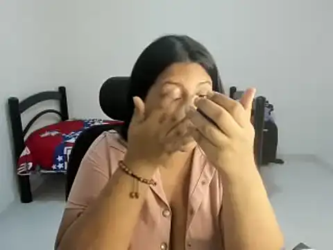 Snapshot of nikol_sexy39 chatting on 02.23.25 nikol sexy39 online show from 02.23.25