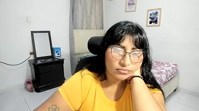 Snapshot of nikol_sexy39 chatting on 09.12.25 nikol sexy39 online show from 09.12.25