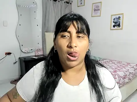 Snapshot of nikol_sexy39 chatting on 09.24.25 nikol sexy39 online show from 09.24.25