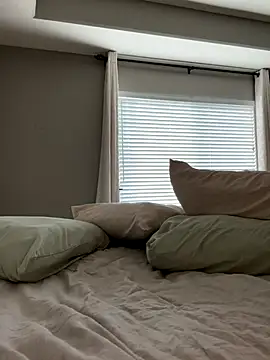 Snapshot of Naughty_pussy2cum chatting on 12.01.24 Naughty pussy2cum online show from 12.01.24