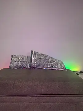 Snapshot of Naughty_pussy2cum chatting on 02.03.25 Naughty pussy2cum online show from 02.03.25