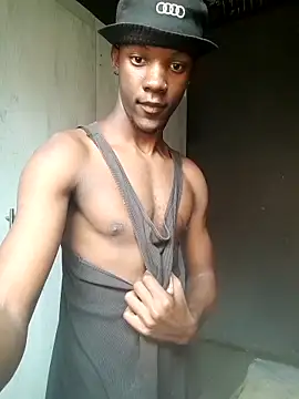 Snapshot of king_kgosiey55 chatting on 05.22.26 king kgosiey55 online show from 05.22.26