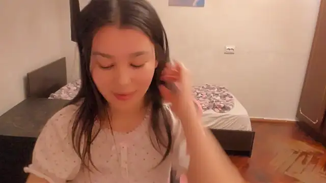 LunaXmii online show from 03.03.25