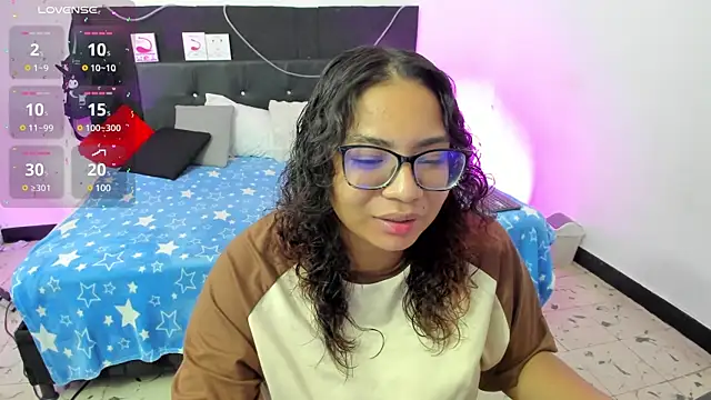 Snapshot of im_angels77 chatting on 03.13.25 im angels77 online show from 03.13.25